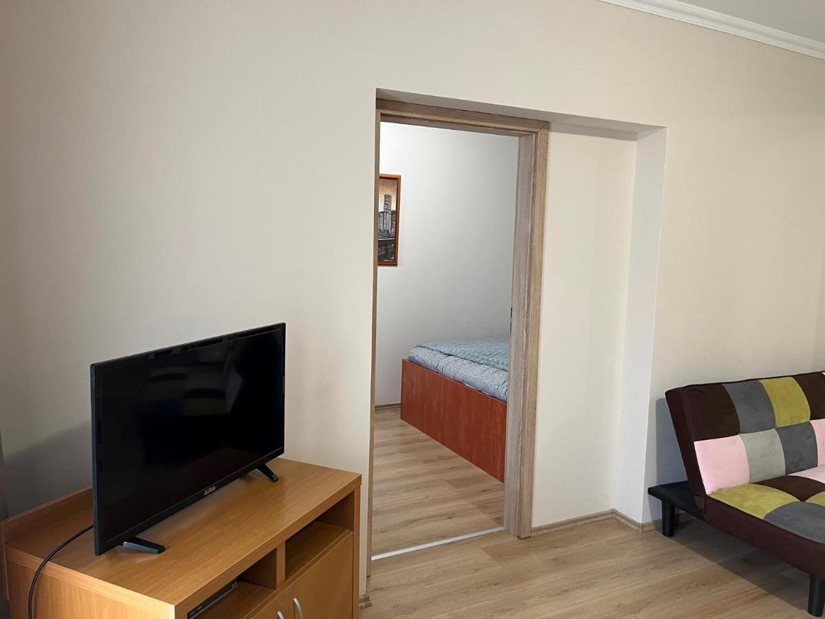 Brookforest Apartman Hajduszoboszlo Exterior photo